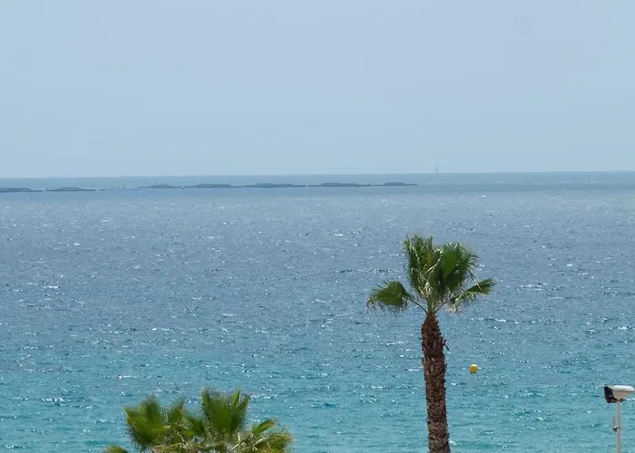 Moderno Con Vista Al Mar, Piscina, Parking アパート