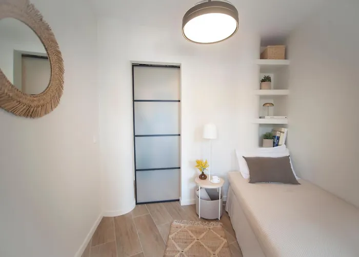 Moderno Con Vista Al Mar, Piscina, Parking * カルプ